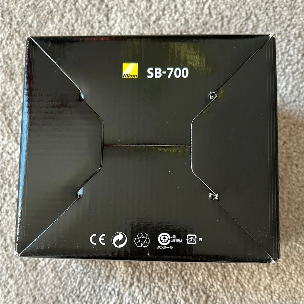 Nikon SB-700 Flash in Mint Condition